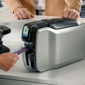 Impresora de Tarjetas Zebra ZC300